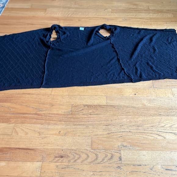 Black sweater project cover up  sweater - Picture 5 of 8